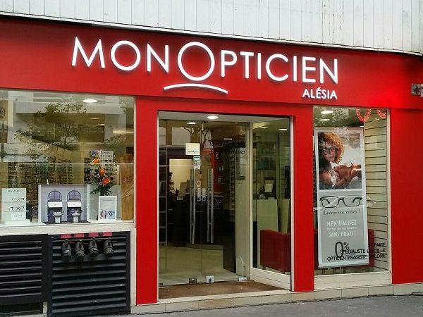 Establecimiento de Monopticien en Francia. La cadena es parte de la española Mióptico.