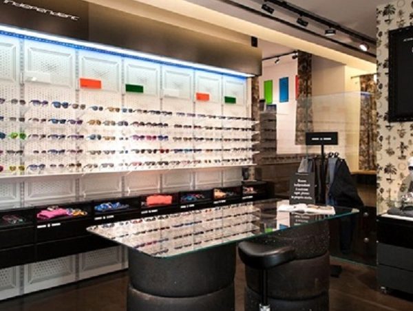 Italia Independente deja la producción de gafas tras reestructurar su deuda