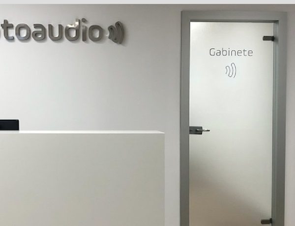 Otoaudio alcanza los diez centros audiológicos tras abrir en Cádiz y Fuenlabrada