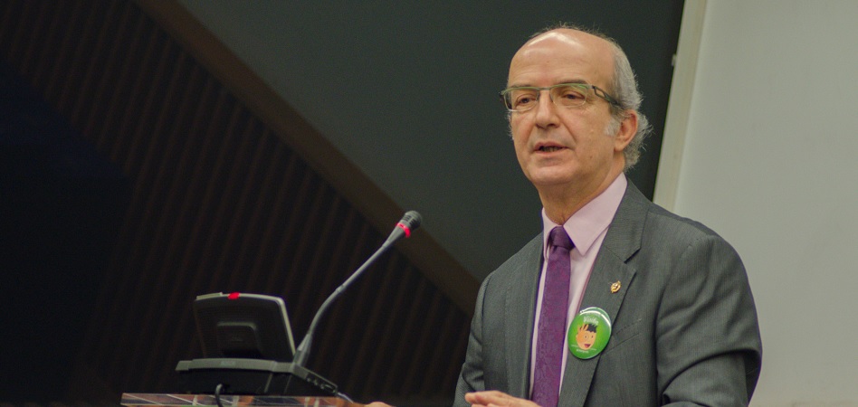 Salvador Alsina, presidente de visión y Vida.