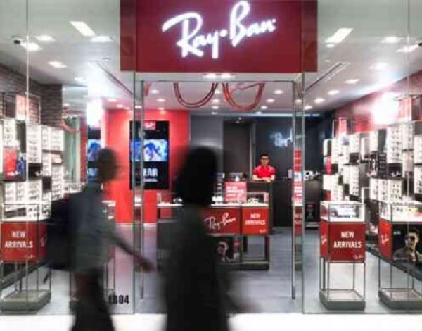 Essilorluxottica impulsa Ray-Ban en Europa con la apertura de la décima tienda monomarca en Italia