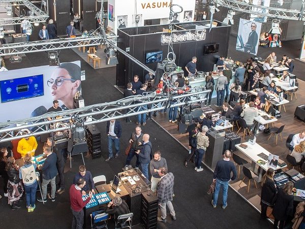 La foto corresponde a la edición de Opti en 2019. FOTO: Opti