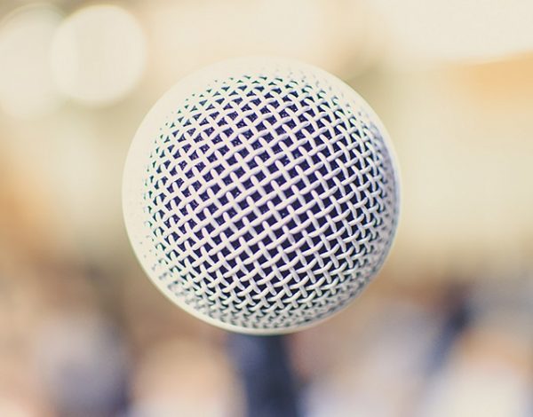 Los ópticos valencianos lanzan una campaña publicitaria para prestigiar la figura de los profesionales del sector