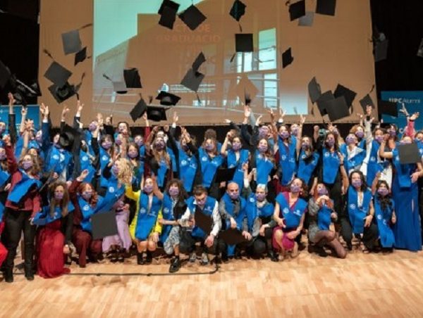 Savia nueva para la óptica: la FOOT gradúa a 76 profesionales