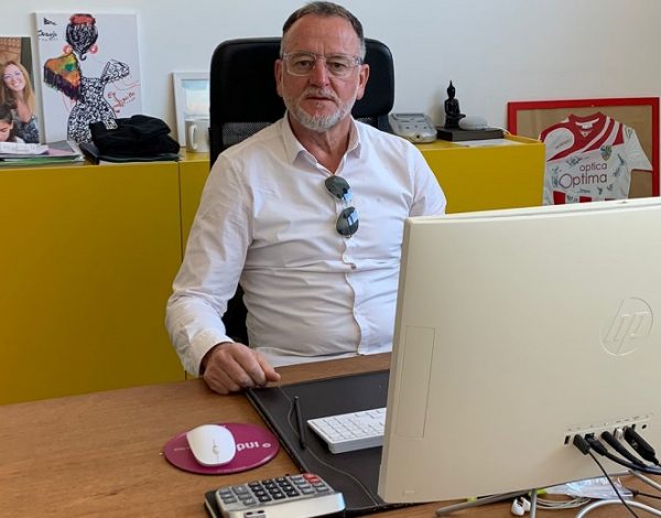 Juan José Fernández Avilés. Óptica Óptima-MOdaengafas.com