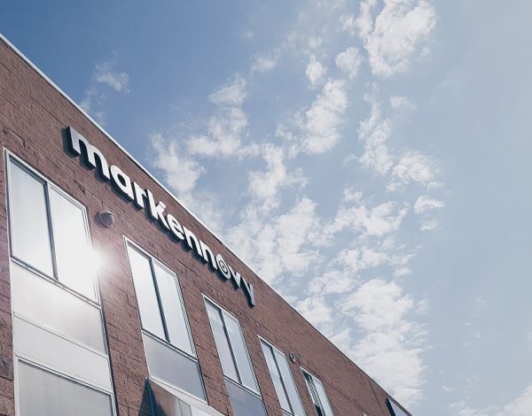 Euclid Vision Group compra Mark'ennovy