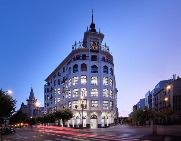 Tienda de Zara, cadena insignia de inditex, en Pamplona. FOTO: Inditex