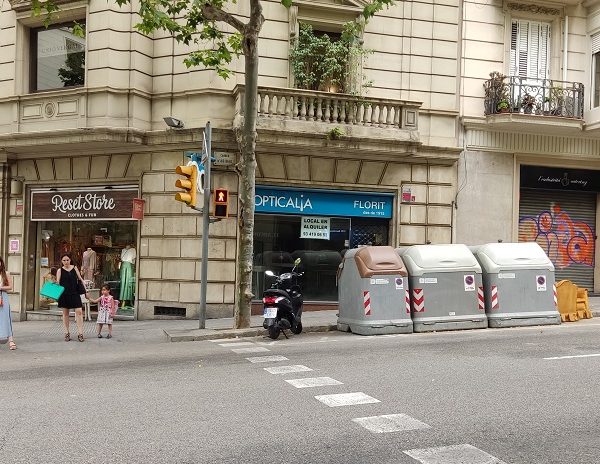 La red de ópticas en España encoge tras el covid: la cifra de establecimientos se reduce in 1,1% en 2021