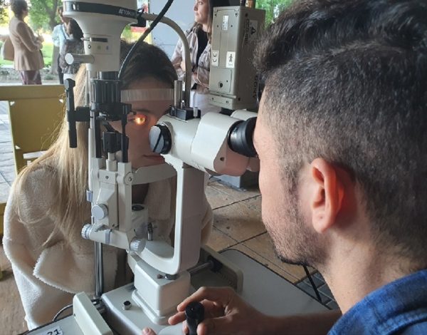 Los alumnos del grado de óptica de la Universidad de Alicante harán sus prácticas en los hospitales de Vithas