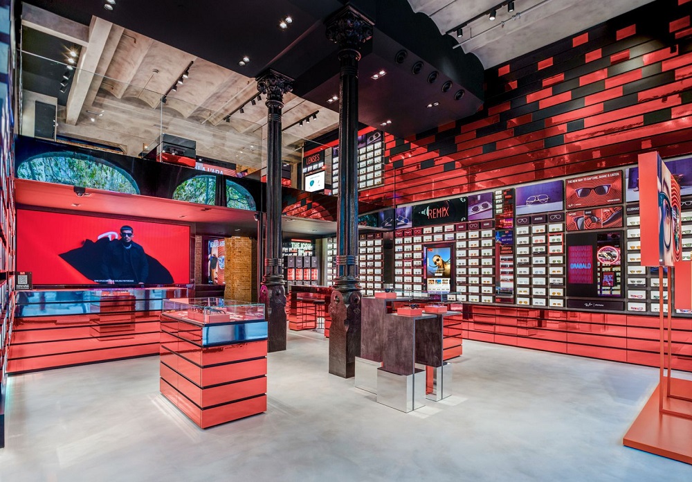 Ray Ban Desembarca El Paseo De Gracia De Barcelona Con Una Tienda 