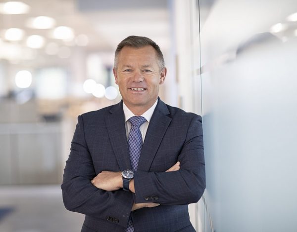 Starkey mueve la cúpula de ejecutivos para mejorar la gestión de su cadena de suministro global y la dirección de operaciones