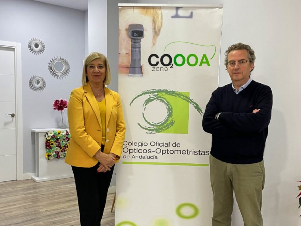 El Colegio de Ópticos de Andalucía inicia un proceso para neutralizar su huella de carbono