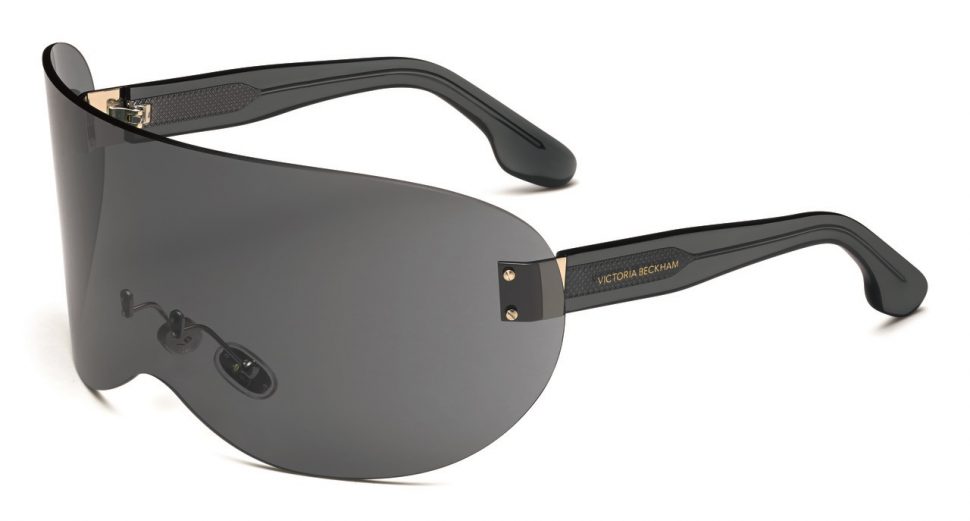 Las gafas XXL de Victoria Beckham están disponibles en un solo color.