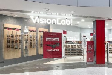 Visionlab moderniza y reubica la óptica del Parquesur de Leganés