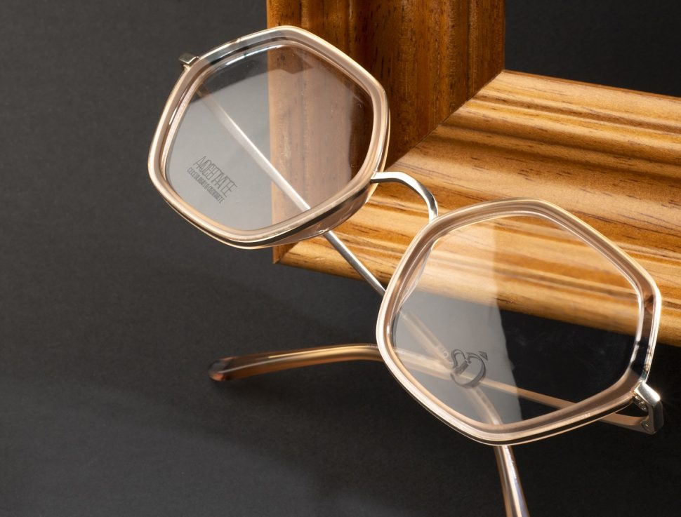 Farmaoptics refuerza su cartera de marcas propias con la creación de Sió Eyewear