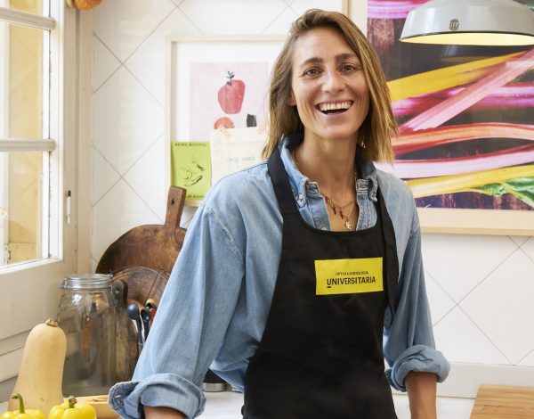 Chloé Sucrée es autora de cuatro libros de cocina saludable