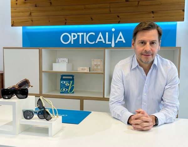 Opticalia