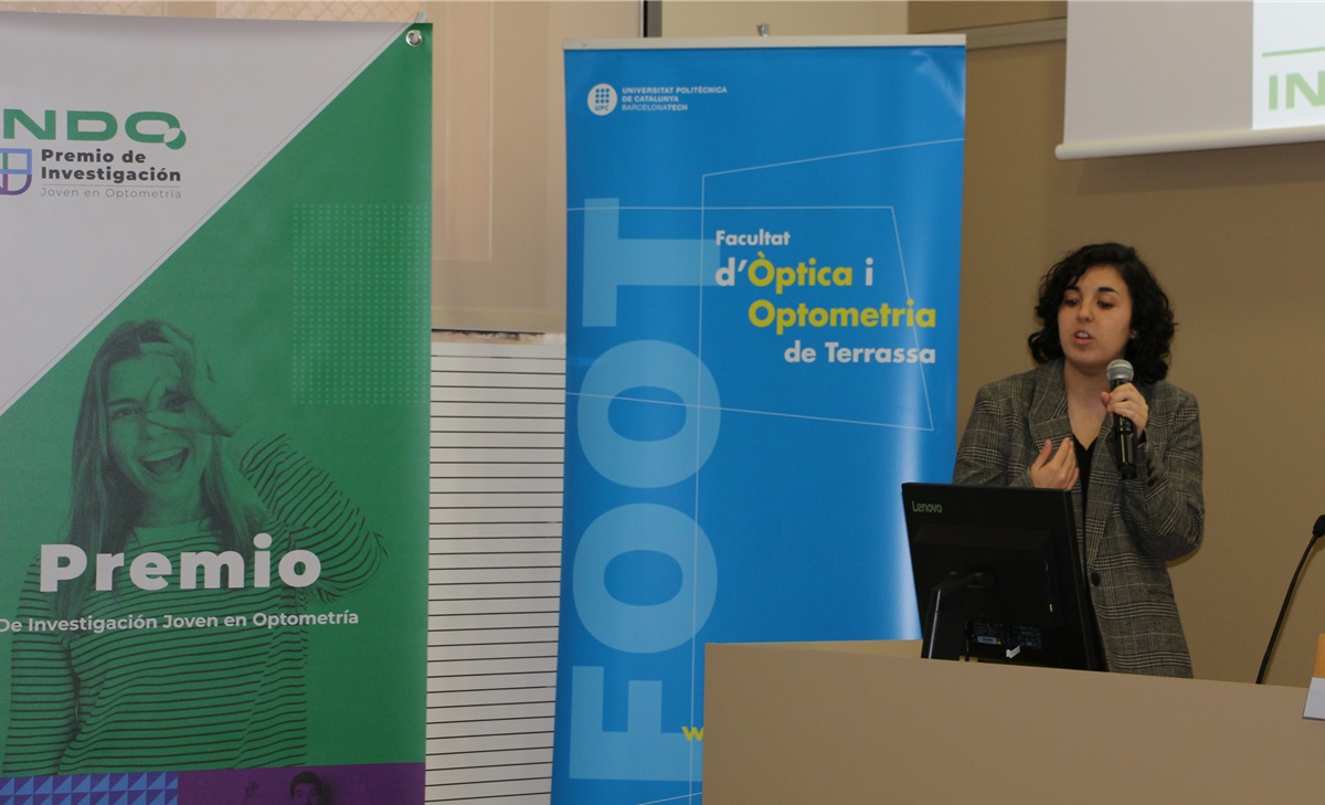 Clara Lajarín gana el Premio Indo-UPC de investigación joven en