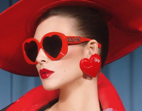 Safilo renueva las licencias de gafas de Moschino y Love Moschino