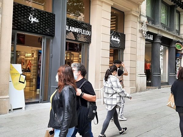 Alain Afflelou vende audífonos