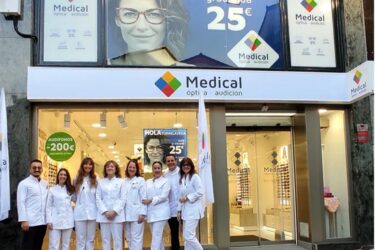 Inauguración del centro de Medical Óptica Audición en Torrelavega. FOTO: Medical Óptica Audición