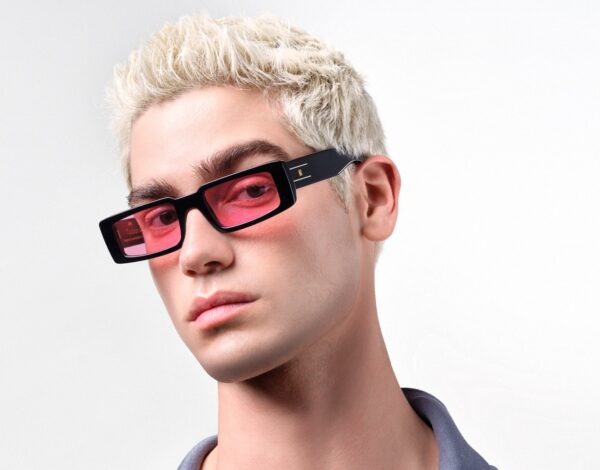 Kador Eyewear lanza Strike, su nueva colección artesanal de gafas de sol