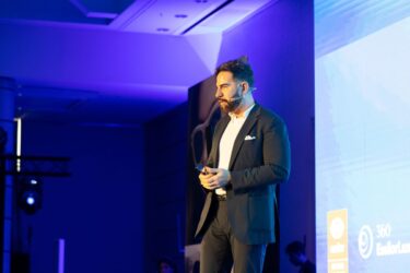De la IA a las Nuance Audio: Essilorluxottica enseña sus cartas en España en el Congreso Essilor Experts Ambassador 2025
