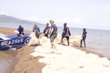 Sea2see incrementa un 30% su capacidad de recuperación de plástico en África