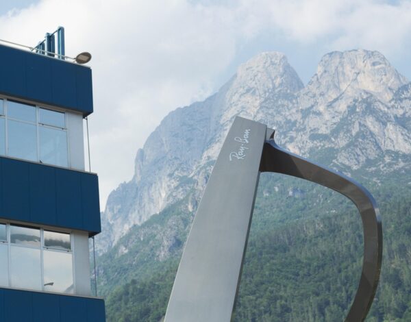 Essilorluxottica lanza Switch, un foro global para impulsar su negocio