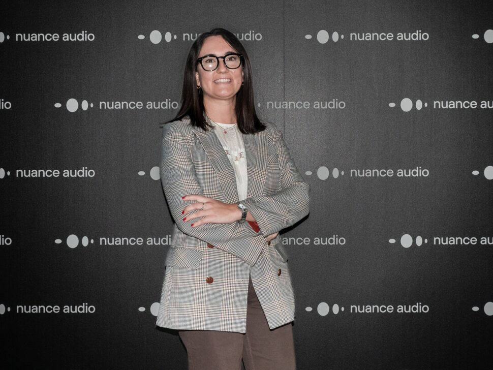 Essilorluxottica impulsa Nuance Audio en España con formación para audioprotesistas