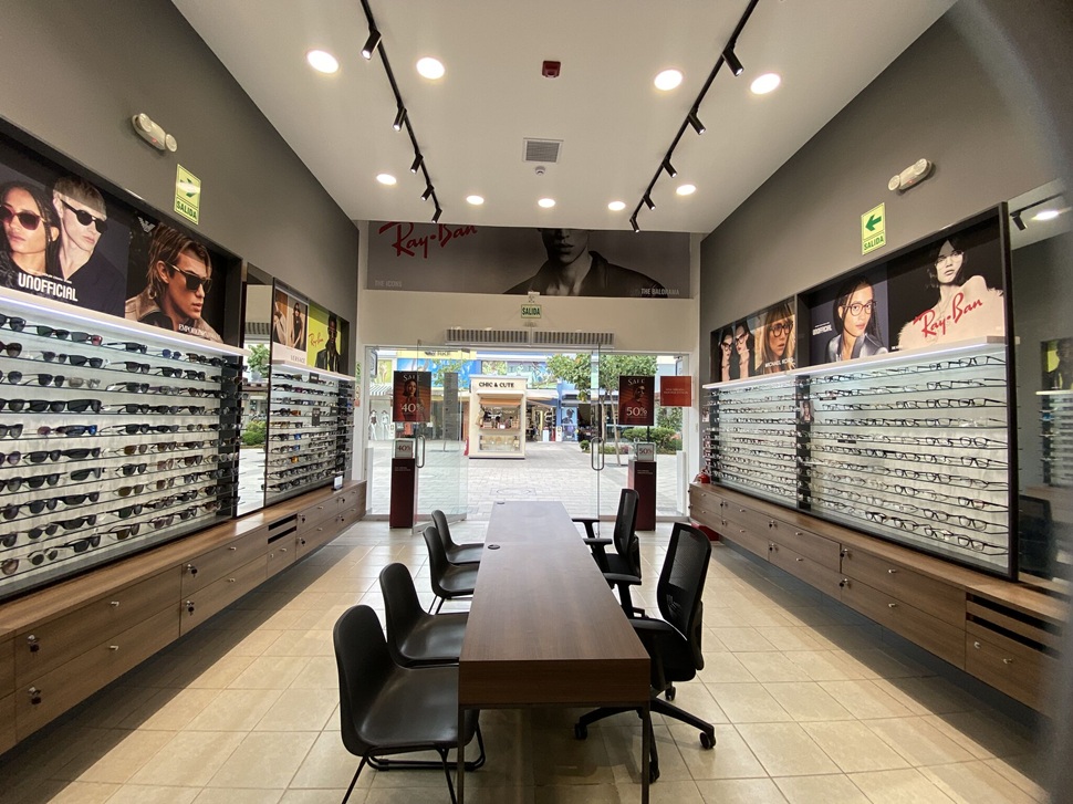 Essilorluxottica refuerza su retail en Perú con una nueva apertura de GMO en Lima