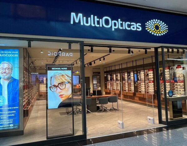 Essilorluxottica acelera la modernización de su retail en Portugal con la reapertura de MultiÓpticas en Covilhã