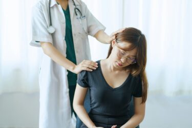 La fibromialgia también impacta en la salud visual: más de la mitad de los pacientes sufre molestias oculares